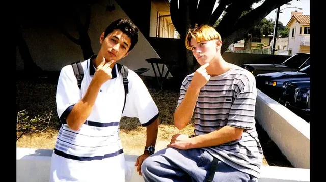 Screenshot: YouTube @ryanjuanzemis, 1 Hour Of 90s High School Videos